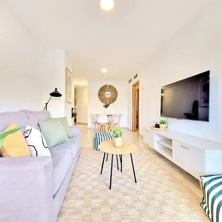 Sol Y Relax En El Corazon De 토레몰리노스