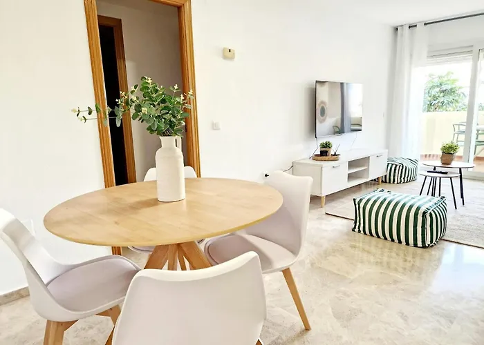 Sol Y Relax En El Corazon De Τορρεμολίνος